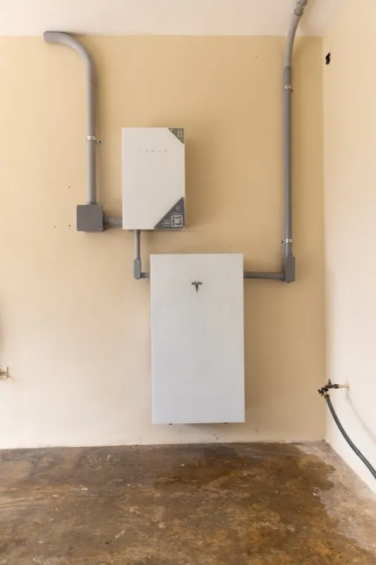 Tesla Powerwall 3 instalado por WindMar Home en un hogar de Puerto Rico
